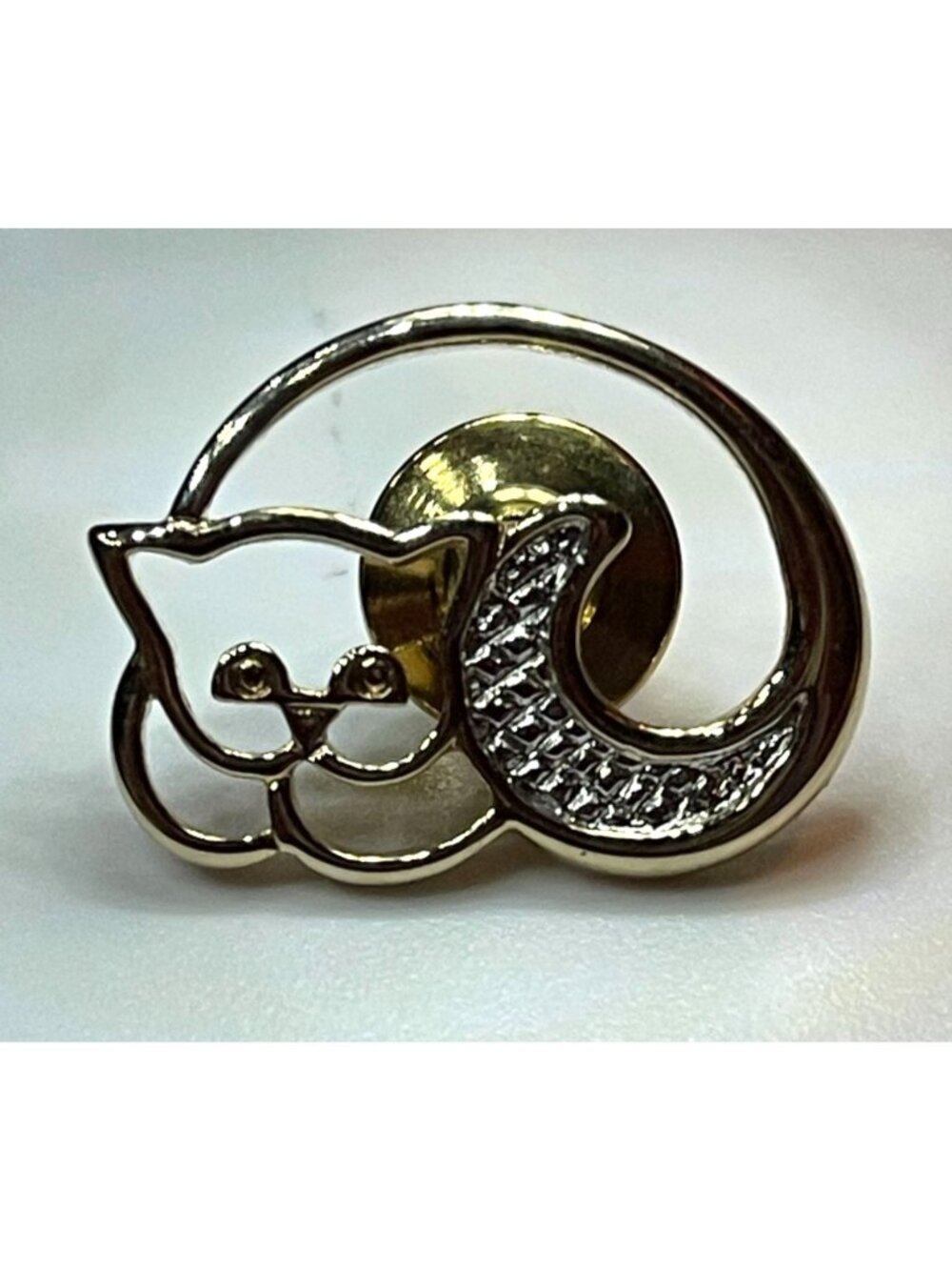 Vintage 80s Avon Cat Crescent Moon Lapel Pin Tie Tack Gold Silver Two Tone